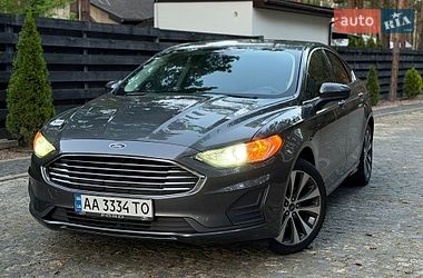 Седан Ford Fusion 2018 в Києві
