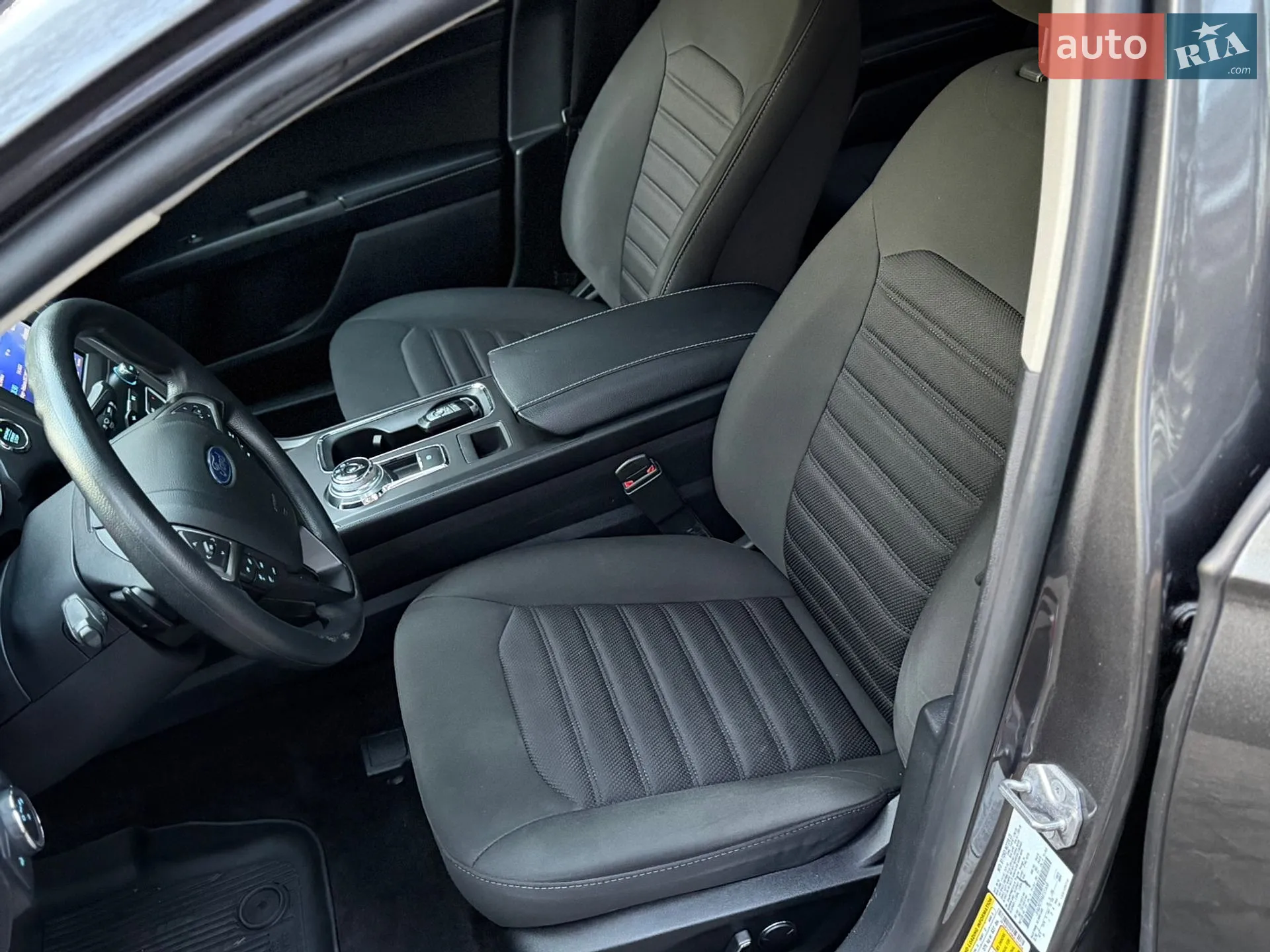 2018 Ford Fusion - мініатюра 23