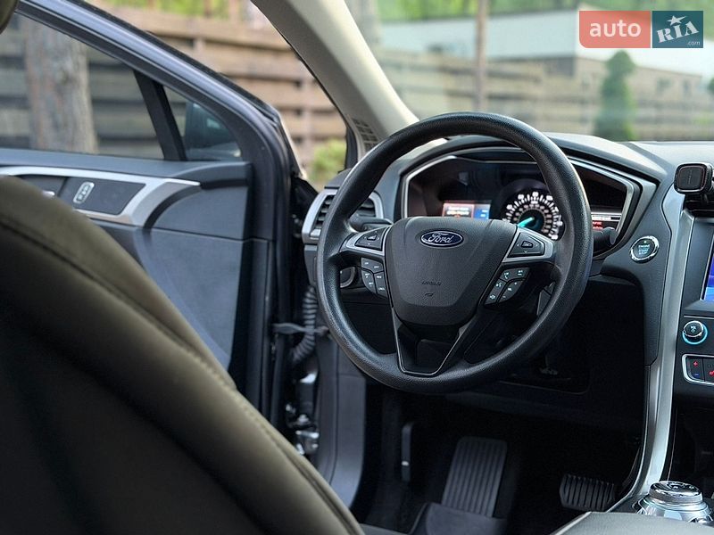 Седан Ford Fusion 2018 в Києві