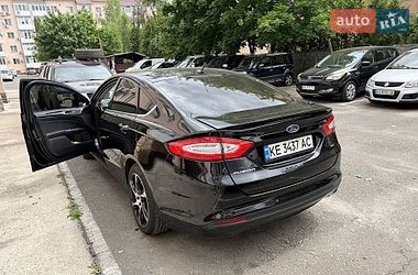 Седан Ford Fusion 2015 в Киеве