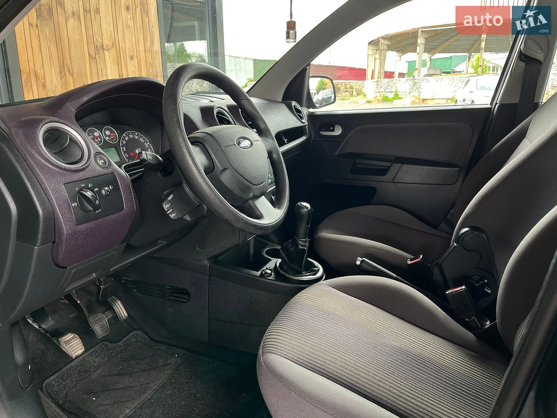2010 Ford Fusion - мініатюра 41