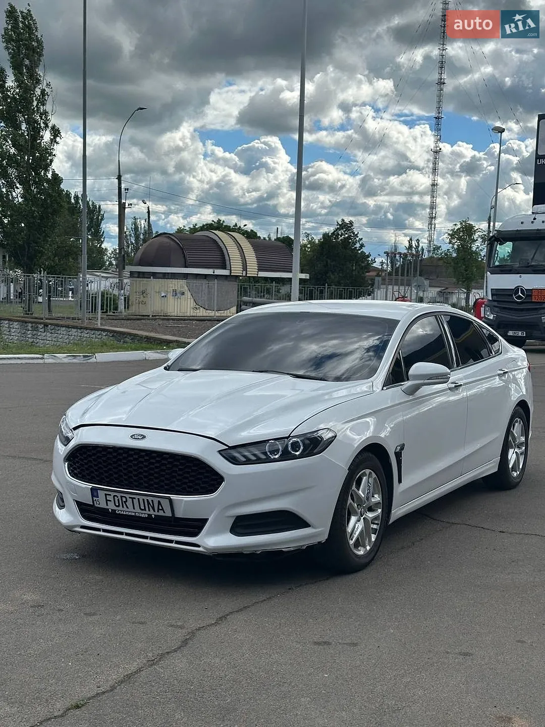 2013 Ford Fusion - мініатюра 2
