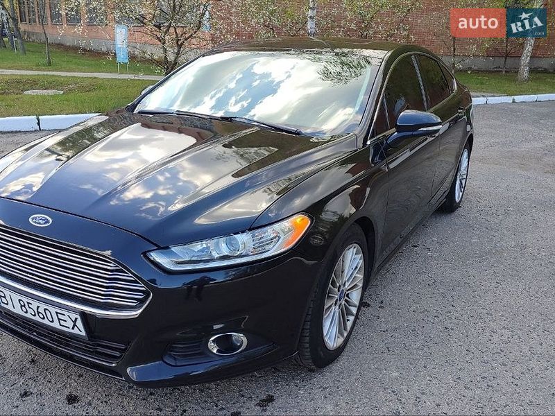 Седан Ford Fusion 2013 в Полтаві