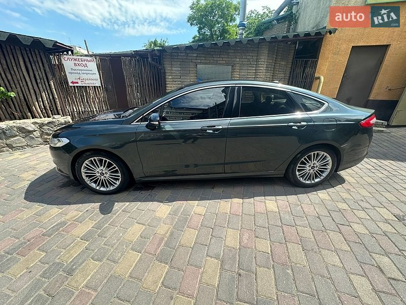 Ford Fusion 2015