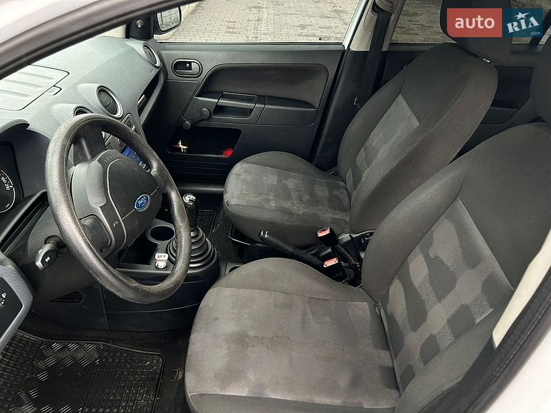 Хэтчбек Ford Fusion 2008 в Белой Церкви