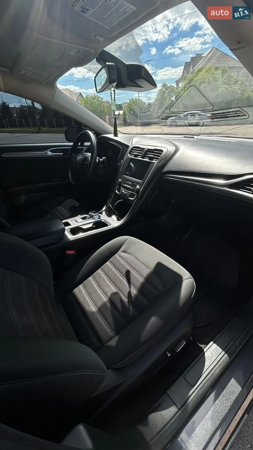 2020 Ford Fusion - мініатюра 14