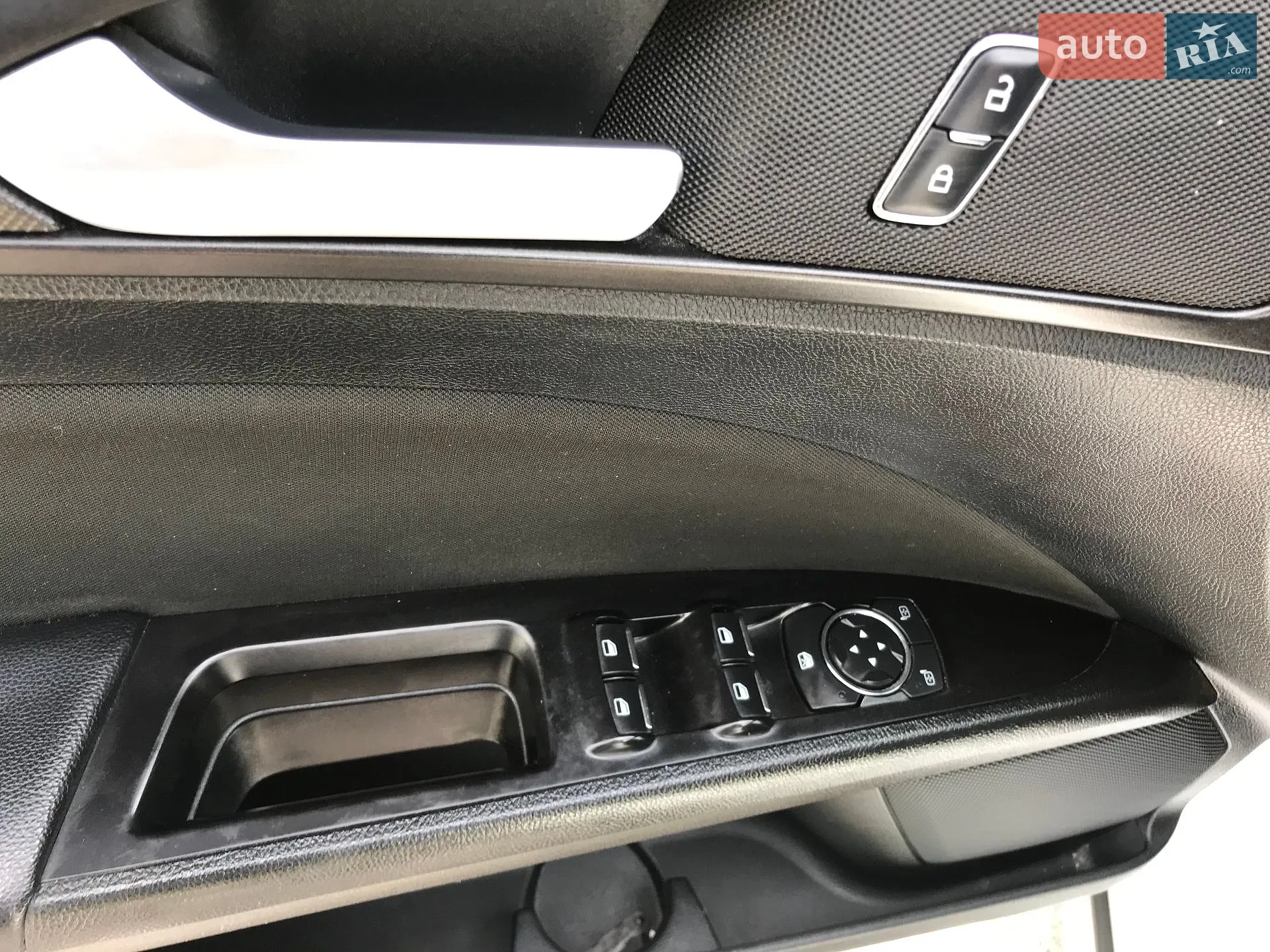 2017 Ford Fusion - мініатюра 10