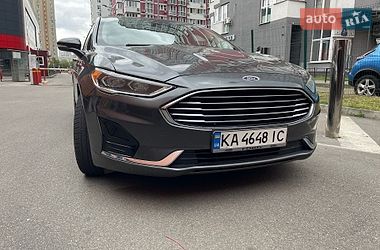 Седан Ford Fusion 2020 в Киеве