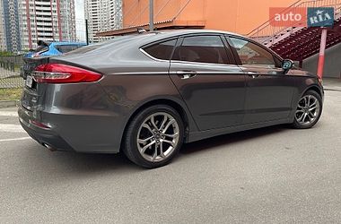 Седан Ford Fusion 2020 в Киеве