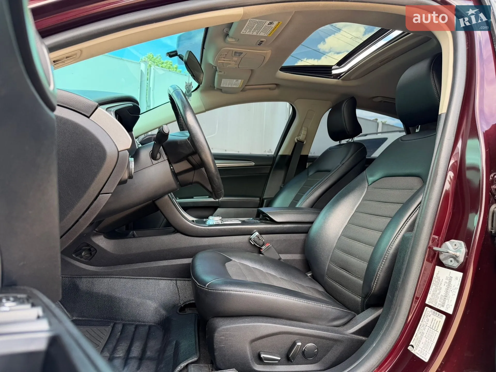 2017 Ford Fusion - мініатюра 24