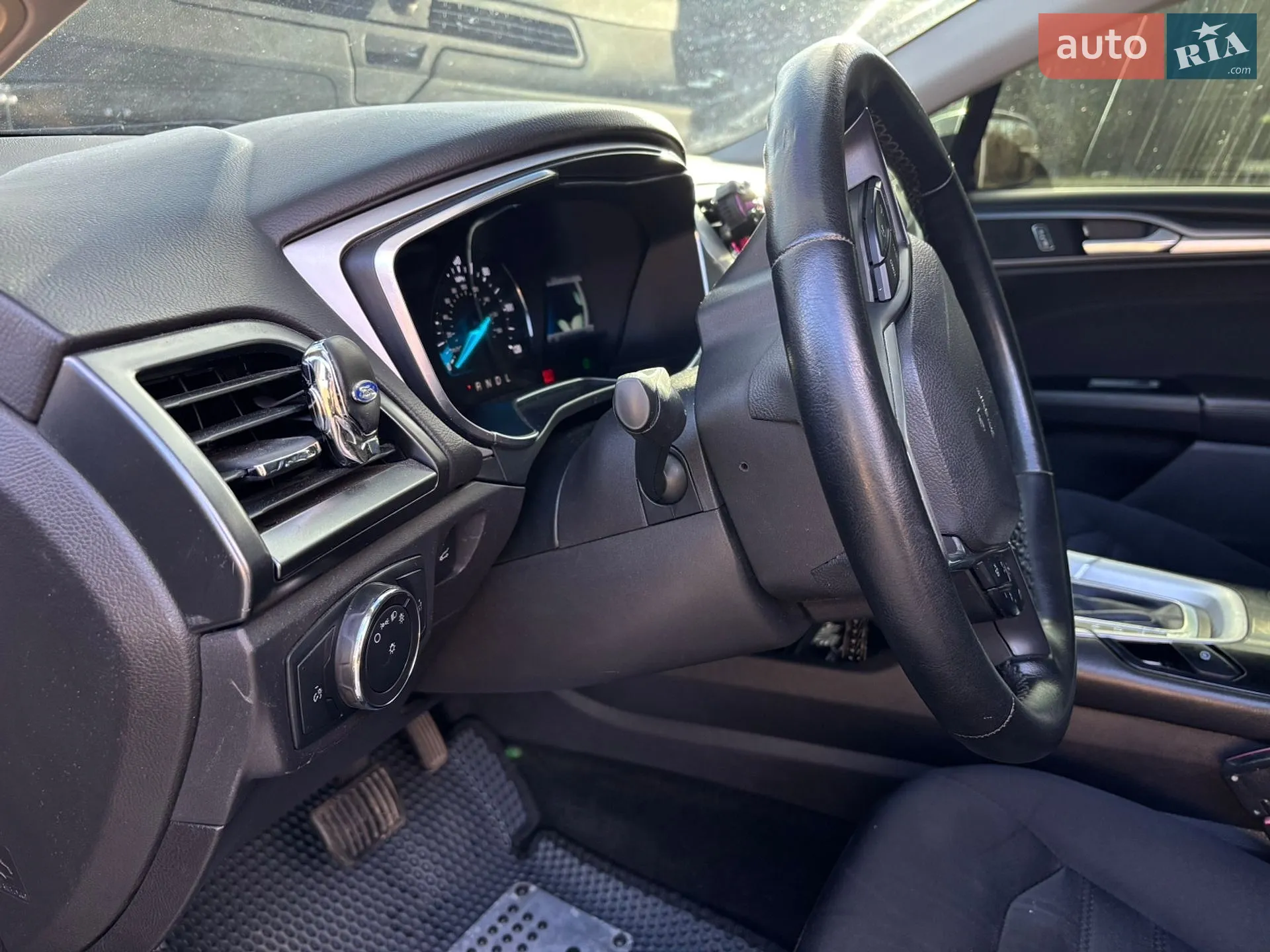 2013 Ford Fusion - мініатюра 39