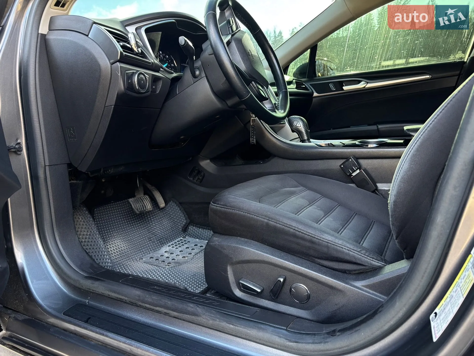 2013 Ford Fusion - мініатюра 31
