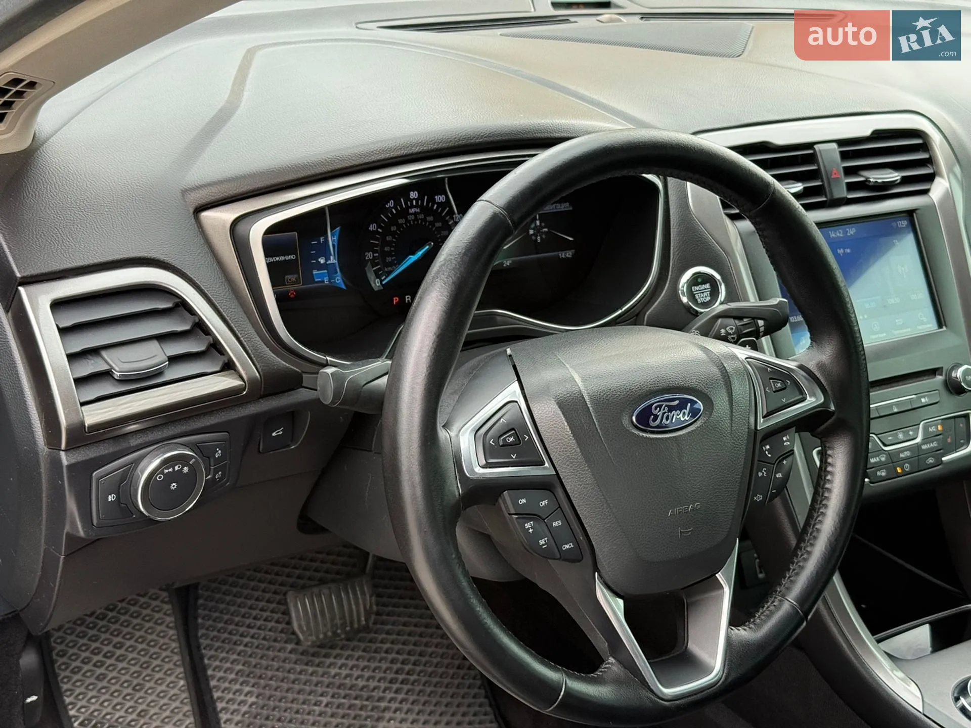 2017 Ford Fusion - мініатюра 19