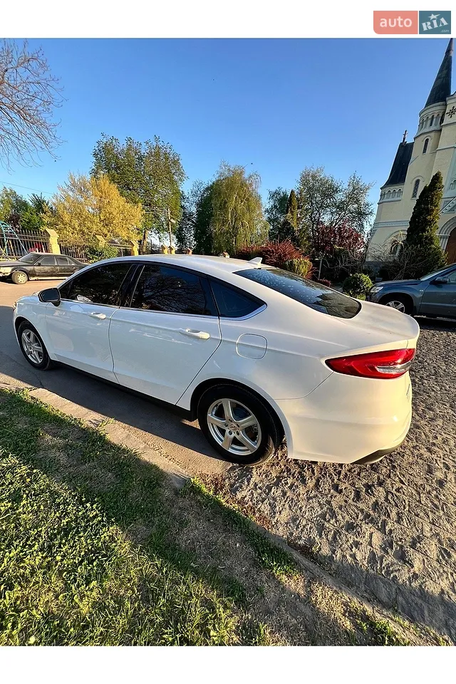 2020 Ford Fusion - мініатюра 18