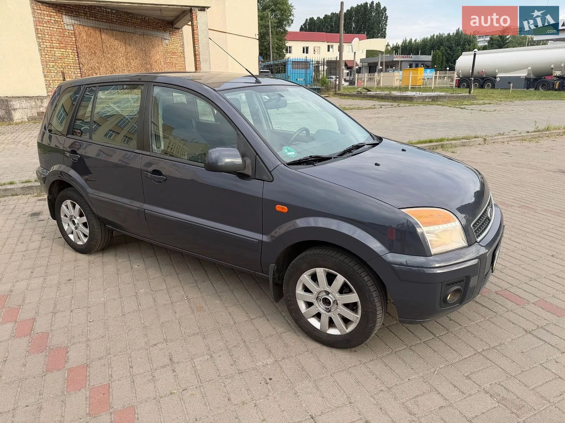 2011 Ford Fusion - мініатюра 8