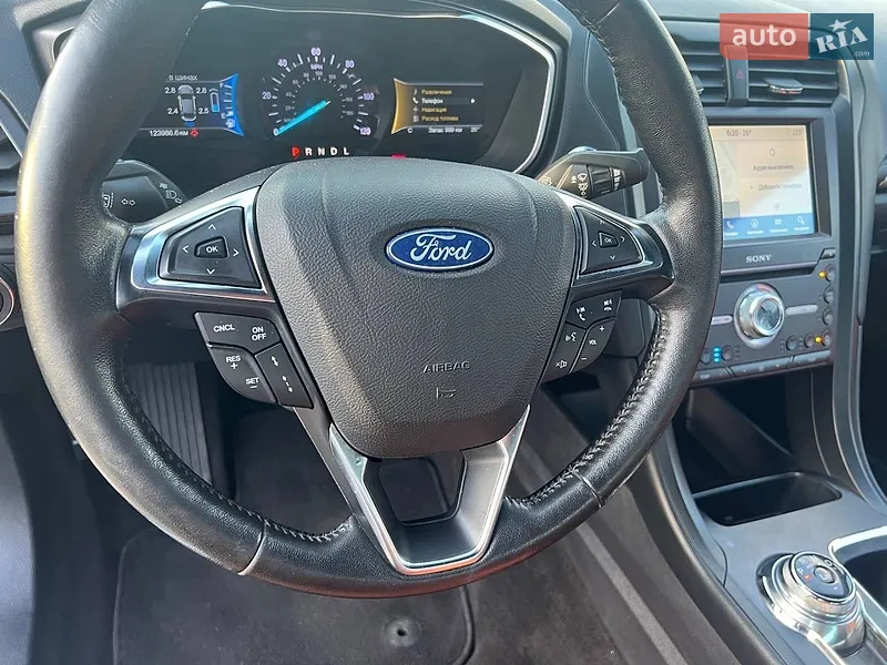 Ford Fusion 2018 VIN 3FA6P0SU6KR145073 фото оголошення 17 з 63