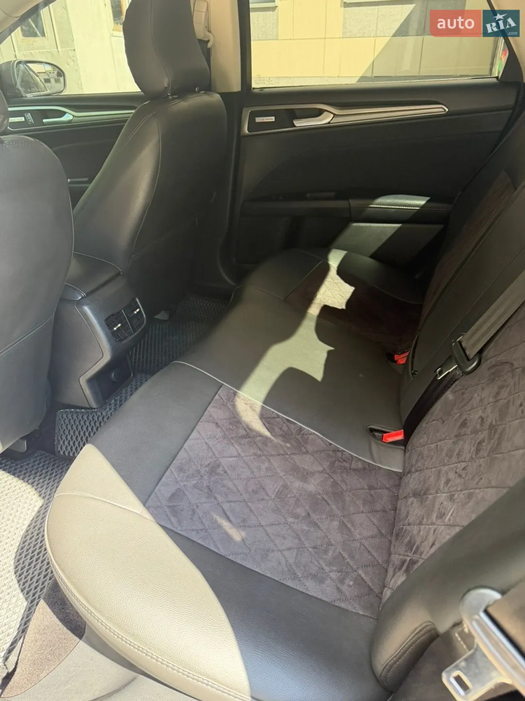 2016 Ford Fusion - мініатюра 9