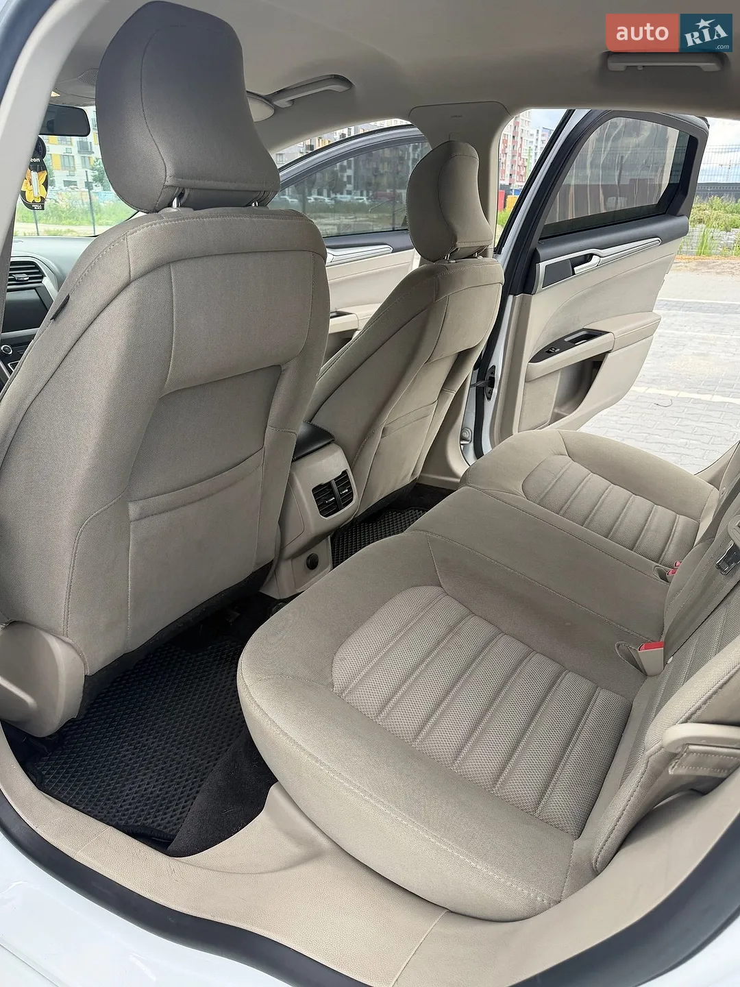 2017 Ford Fusion - мініатюра 12
