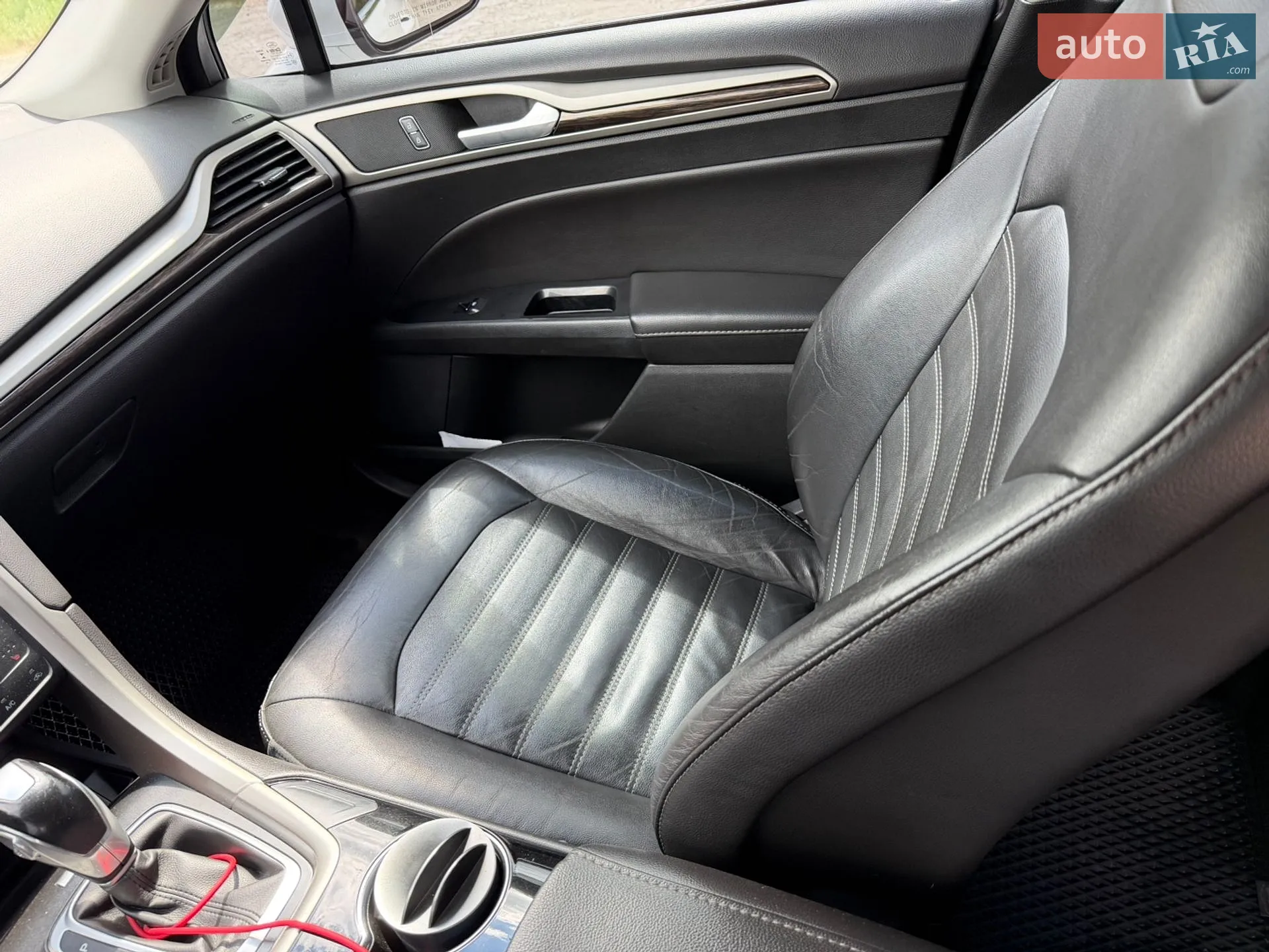 2014 Ford Fusion - мініатюра 25
