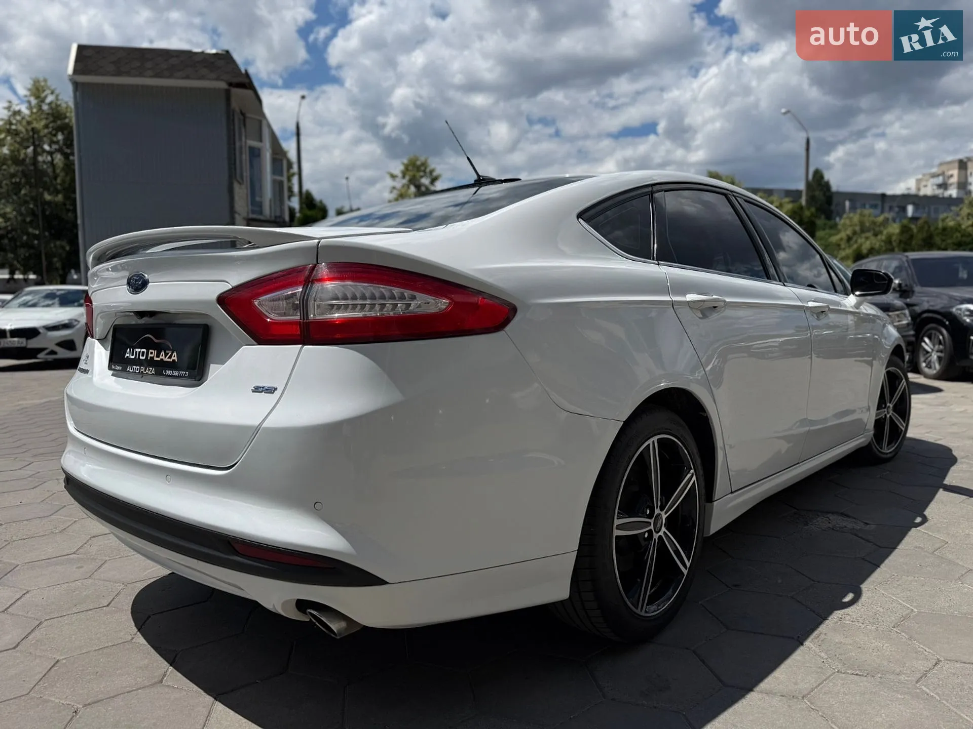 2015 Ford Fusion - мініатюра 28