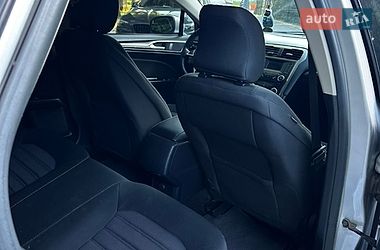 Седан Ford Fusion 2017 в Шепетівці