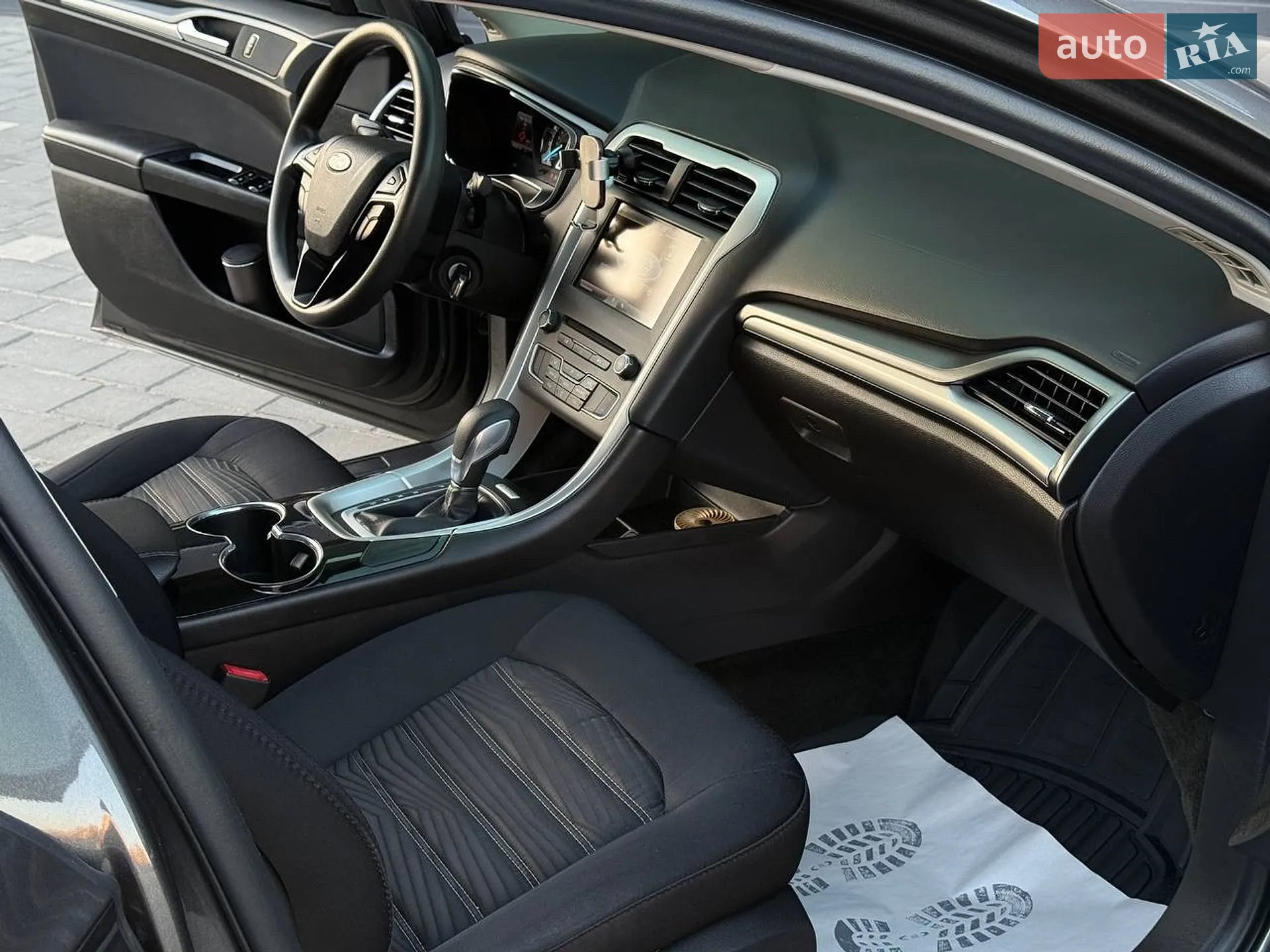 2016 Ford Fusion - мініатюра 22