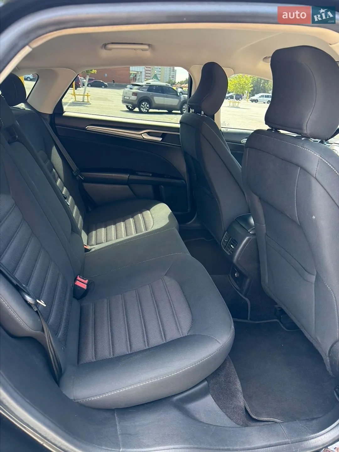 2016 Ford Fusion - мініатюра 10