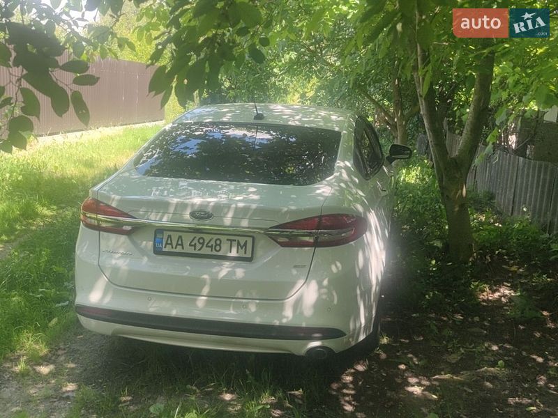 Седан Ford Fusion 2016 в Києві