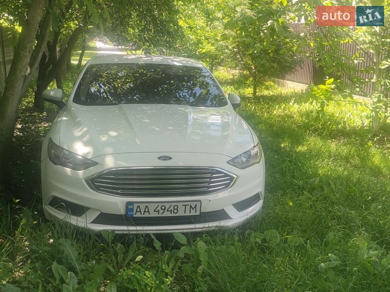 Седан Ford Fusion 2016 в Києві