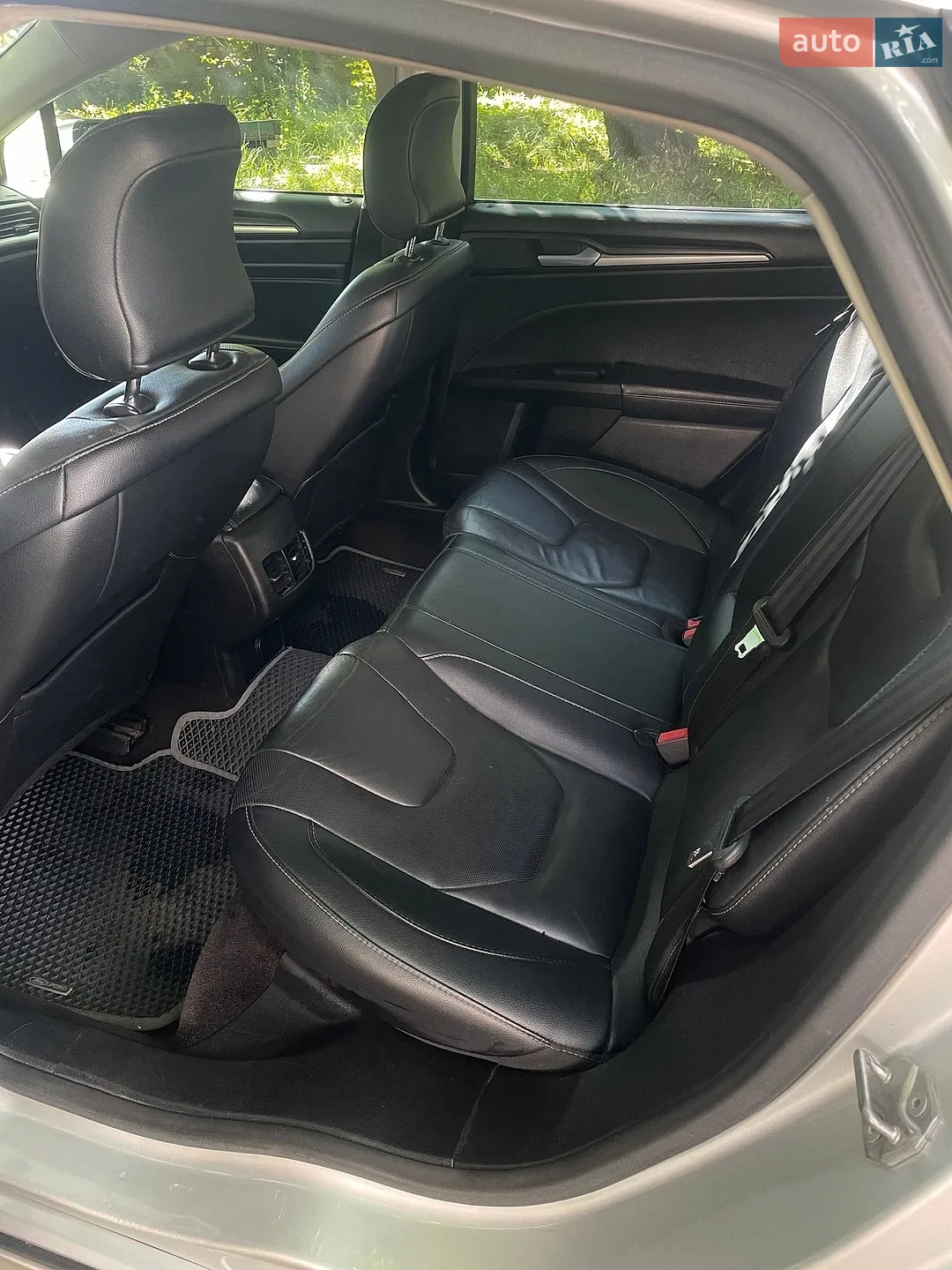 2016 Ford Fusion - мініатюра 18
