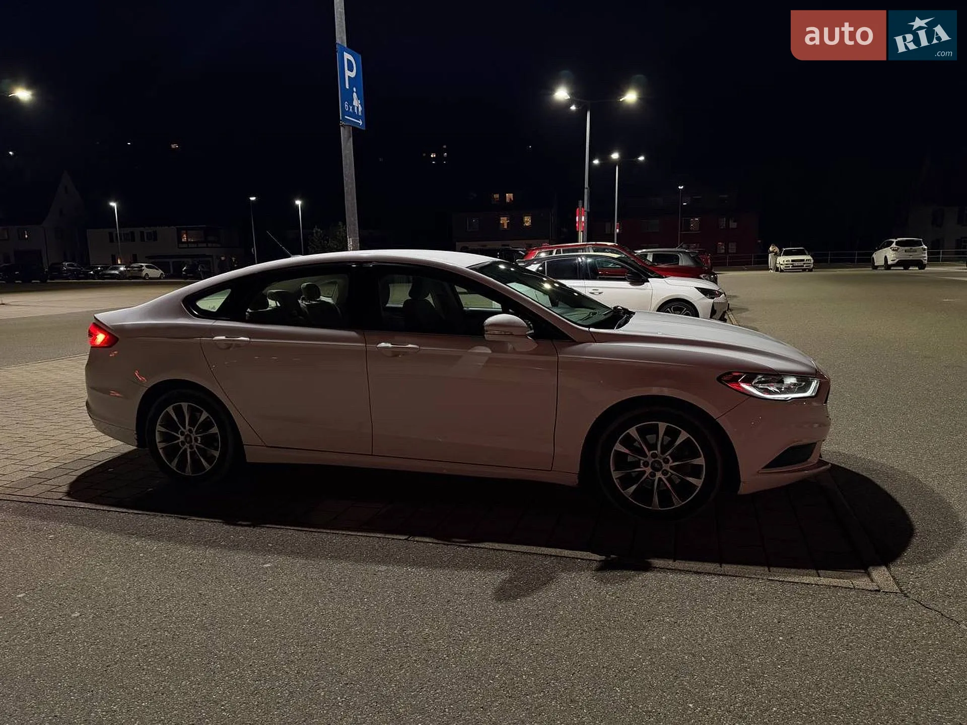 2016 Ford Fusion - мініатюра 9