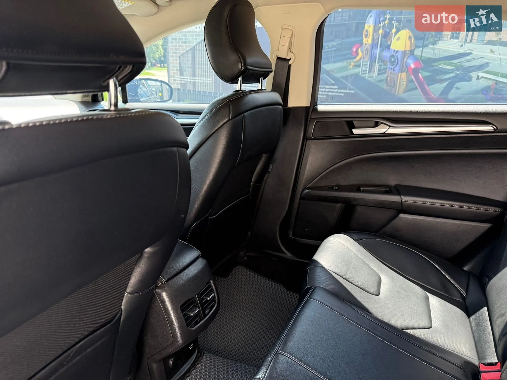 2017 Ford Fusion - мініатюра 45