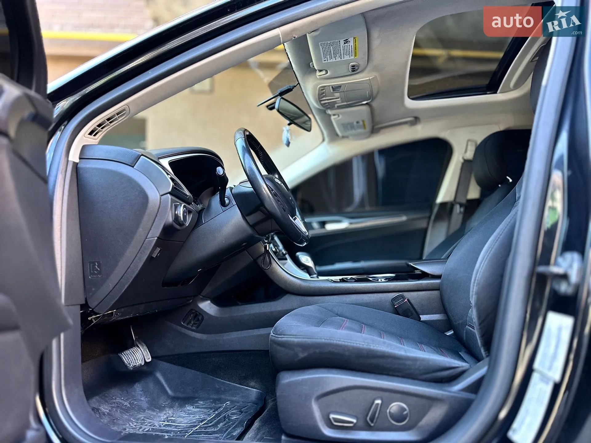 2013 Ford Fusion - мініатюра 32