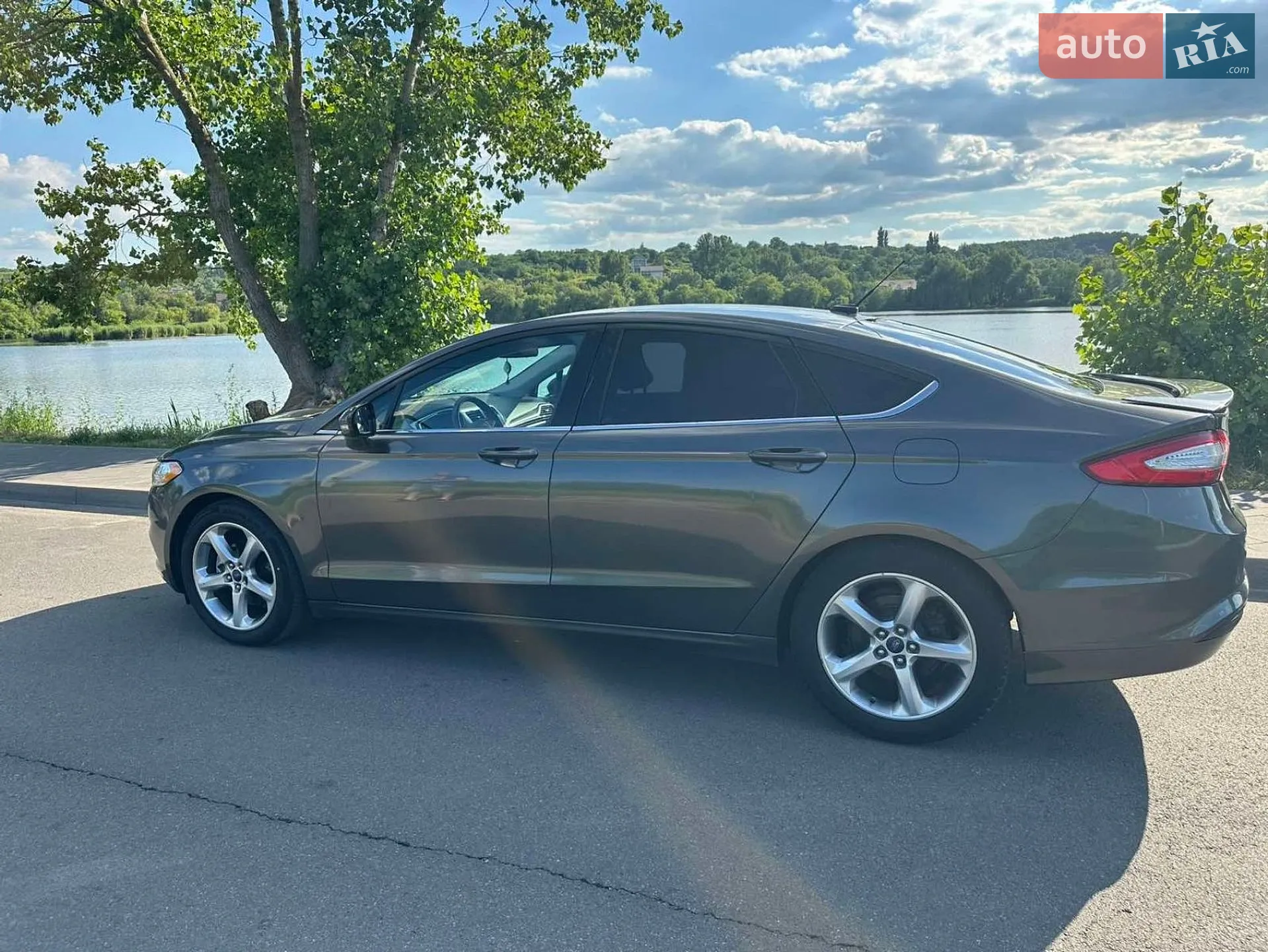 2015 Ford Fusion - мініатюра 11