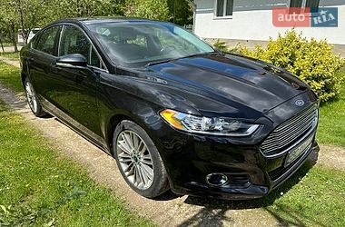 Седан Ford Fusion 2014 в Дрогобичі