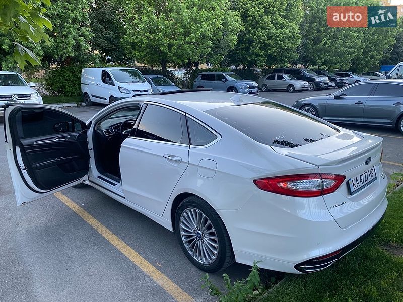 Седан Ford Fusion 2013 в Киеве