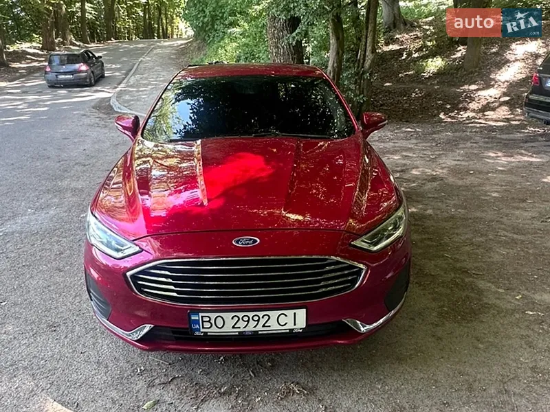 Ford Fusion 2020