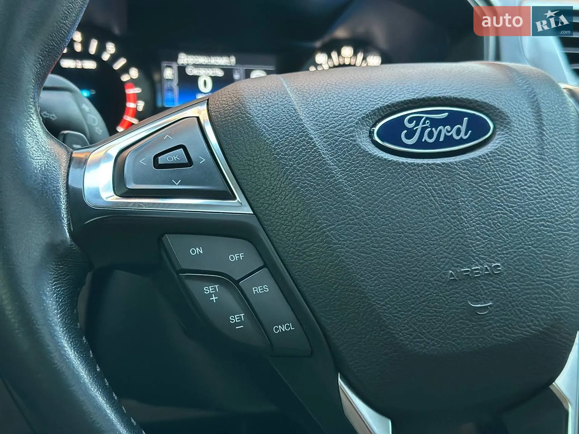 2017 Ford Fusion - мініатюра 28