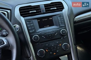 Седан Ford Fusion 2017 в Одесі