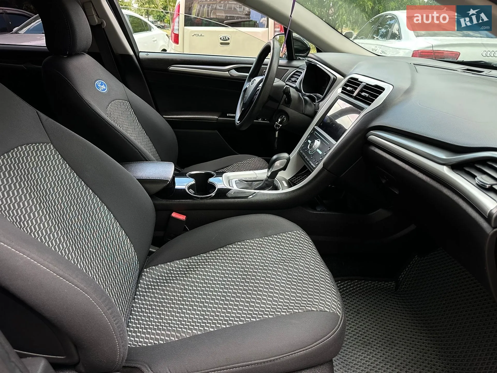 2015 Ford Fusion - мініатюра 31