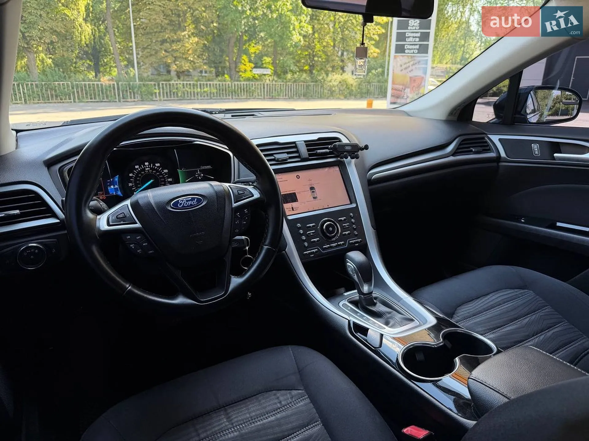 2016 Ford Fusion - мініатюра 24
