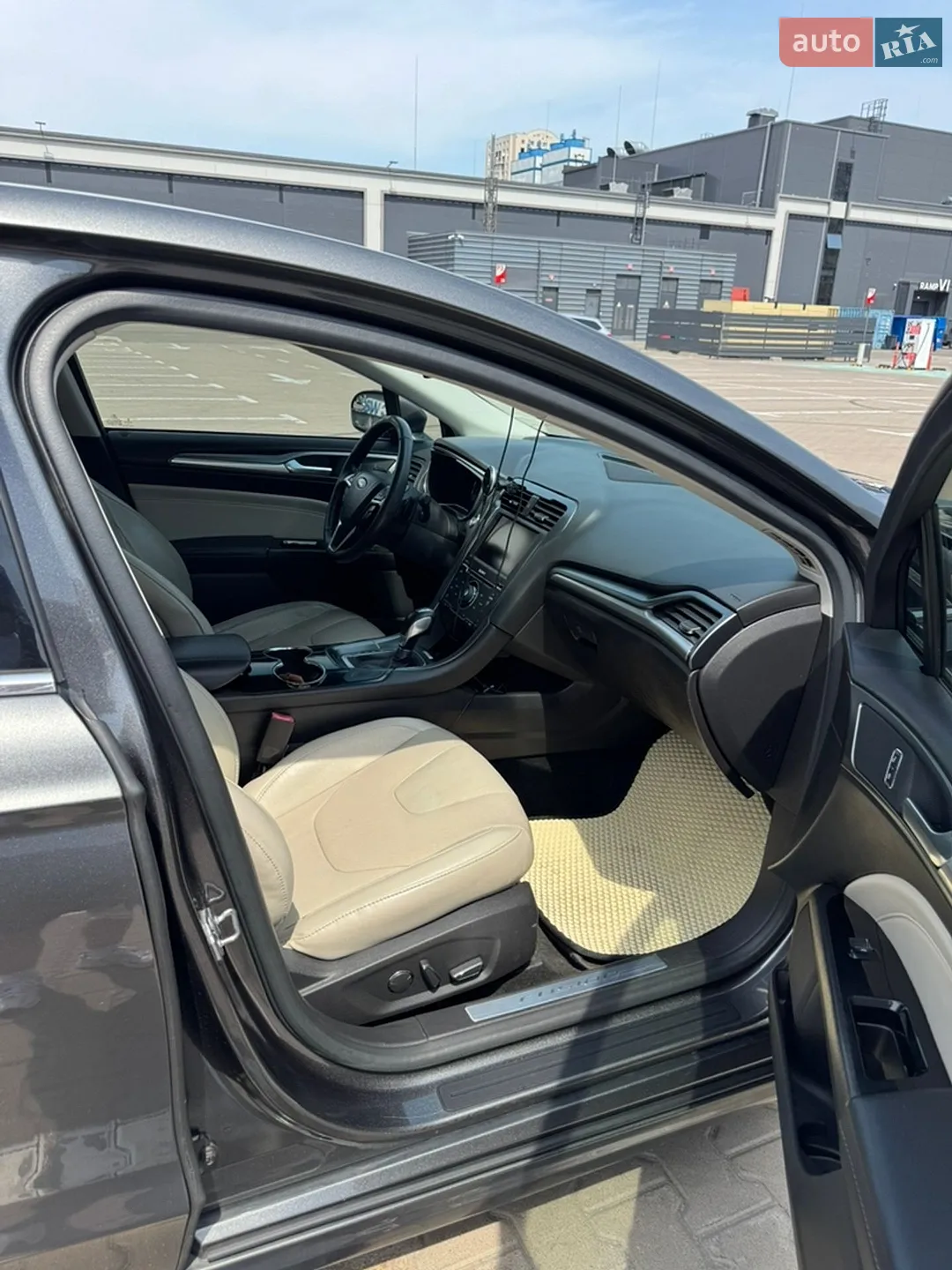 2015 Ford Fusion - мініатюра 25