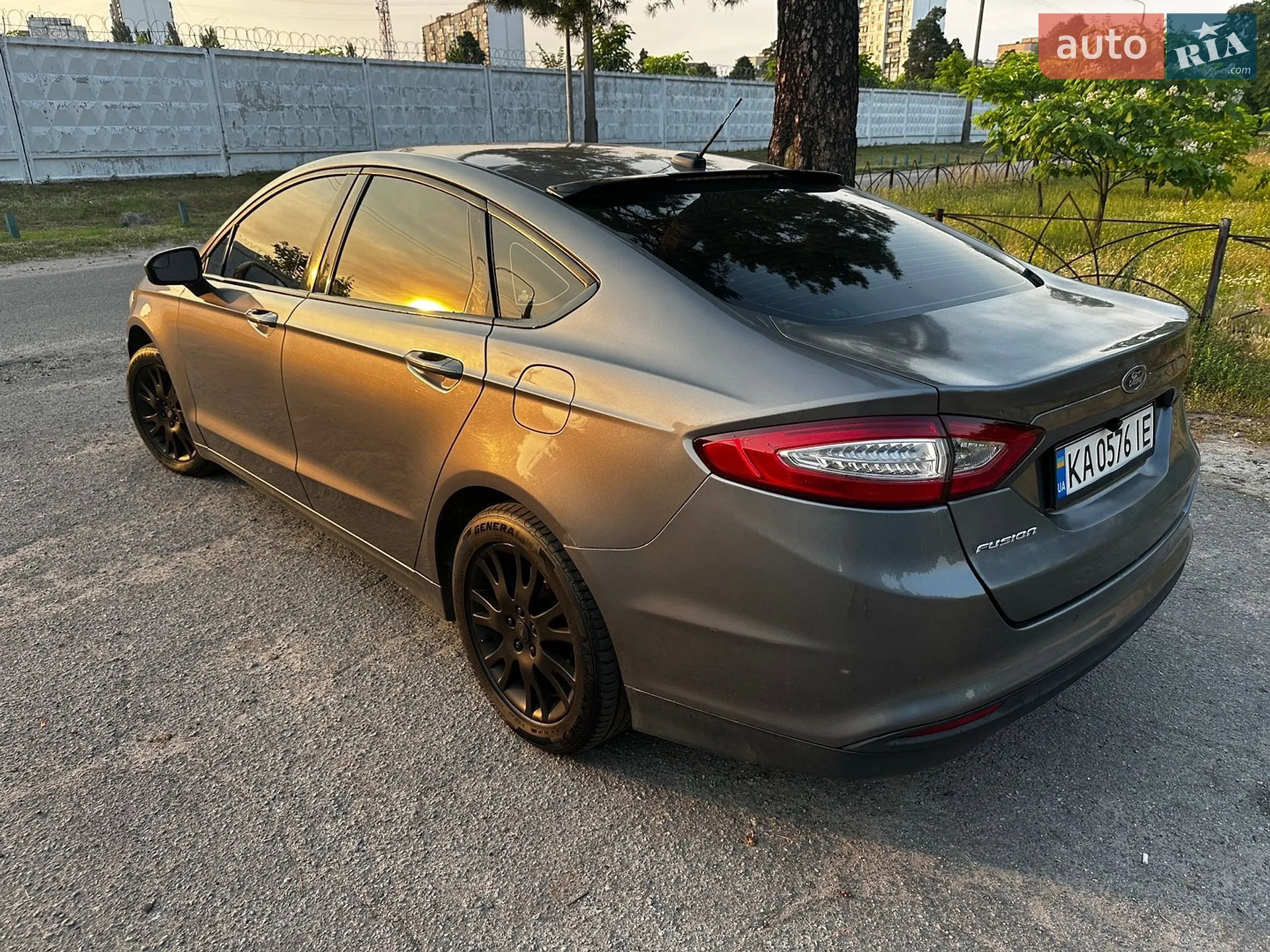 2013 Ford Fusion - мініатюра 2