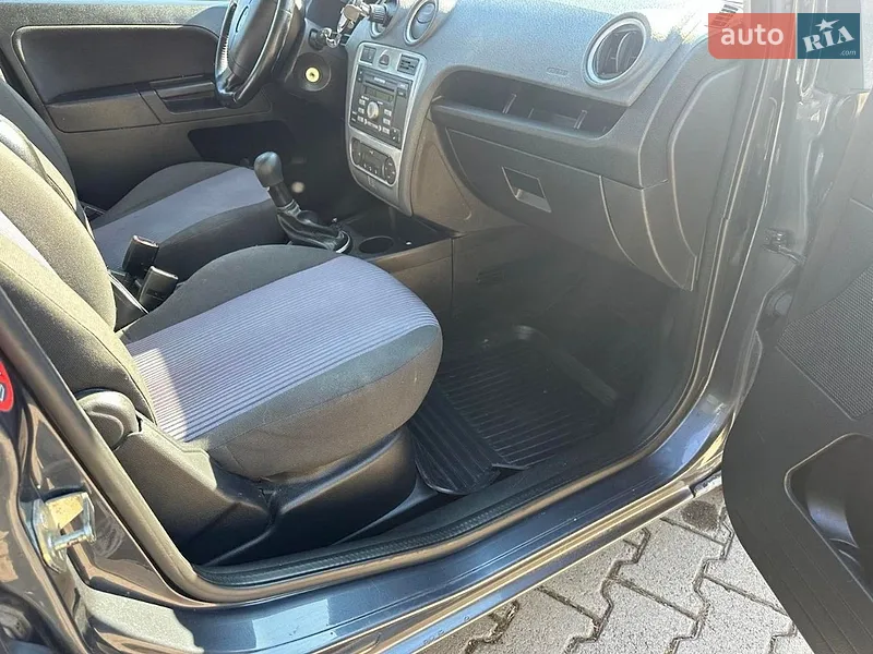 Ford Fusion 2008 VIN WF0UXXGAJU8D04393 фото оголошення 8 з 42