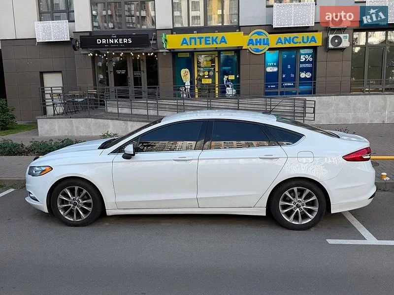 Ford Fusion 2017