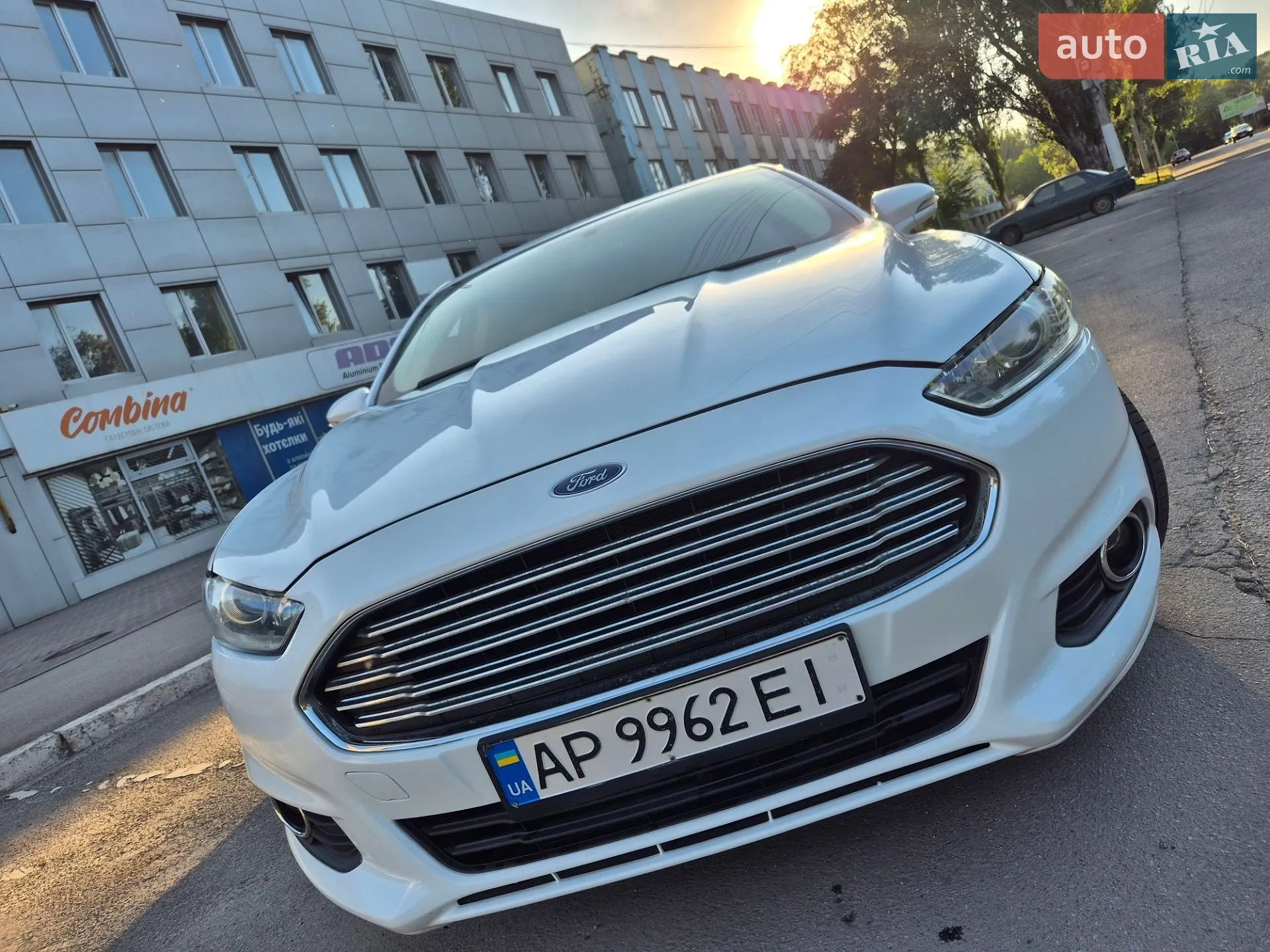 2014 Ford Fusion - мініатюра 23