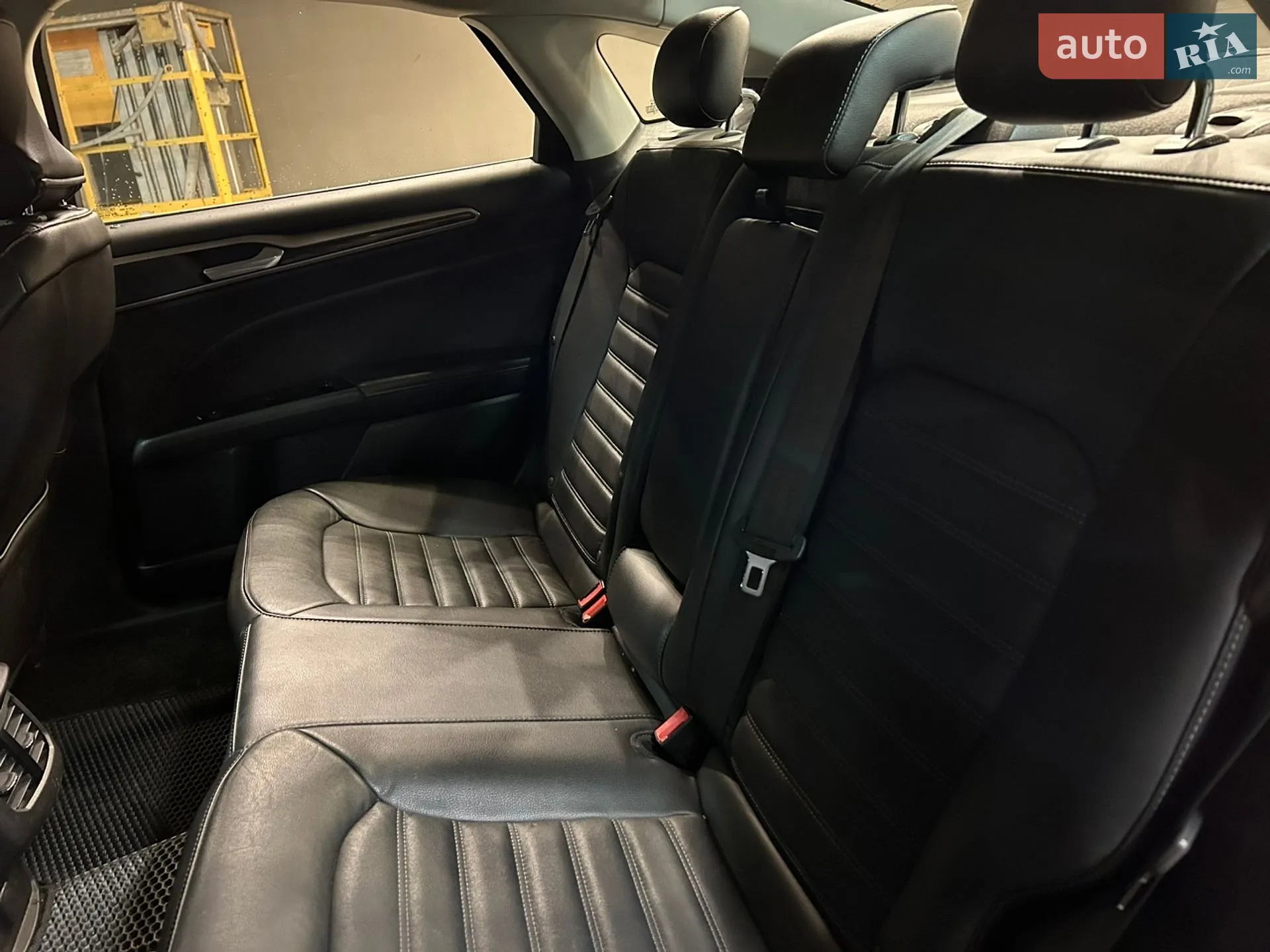 2016 Ford Fusion - мініатюра 18