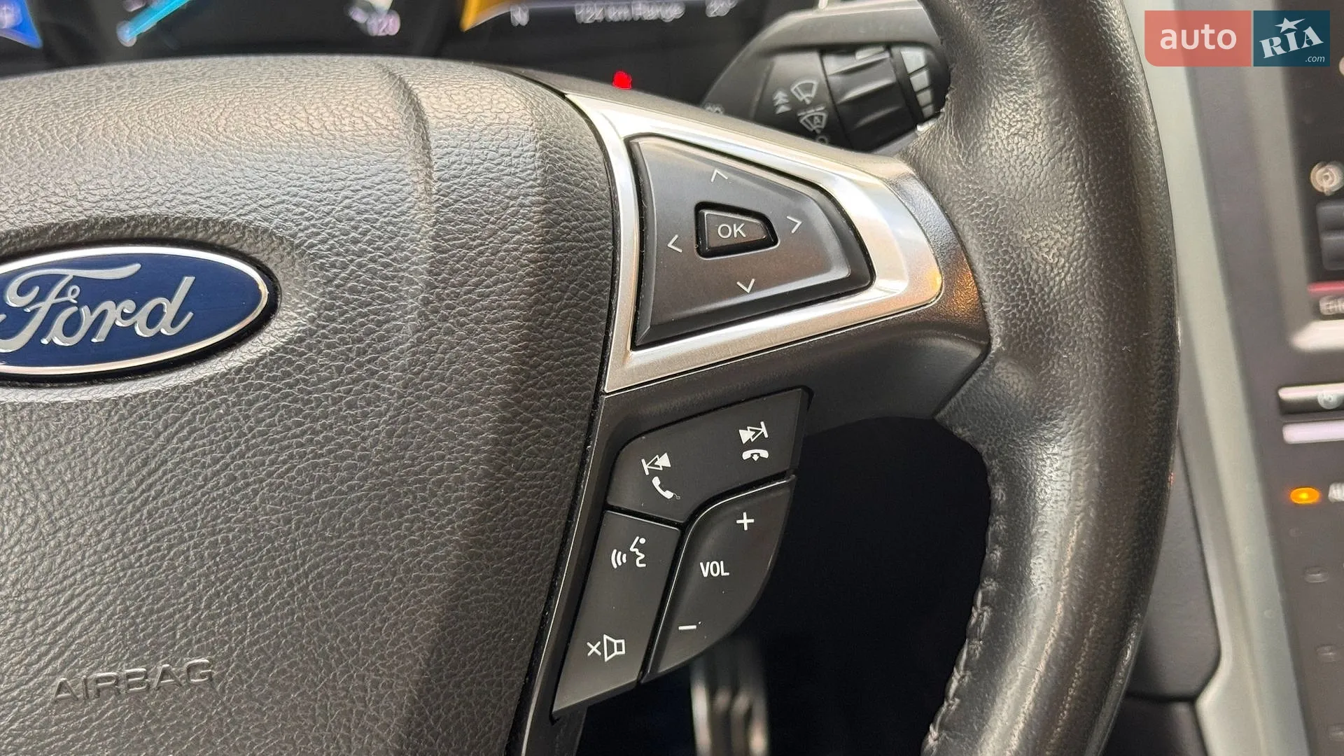 2014 Ford Fusion - мініатюра 27