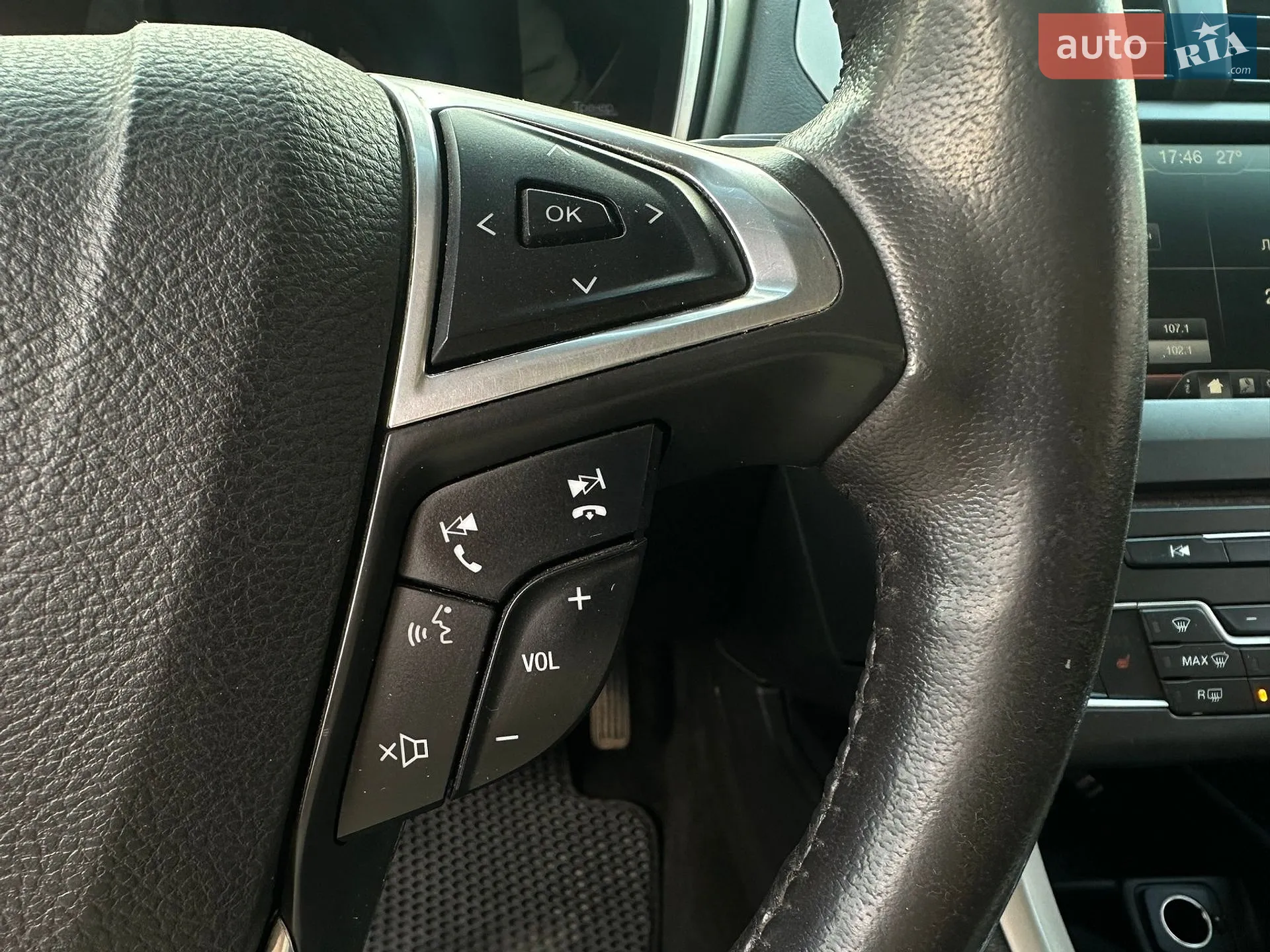 2016 Ford Fusion - мініатюра 37