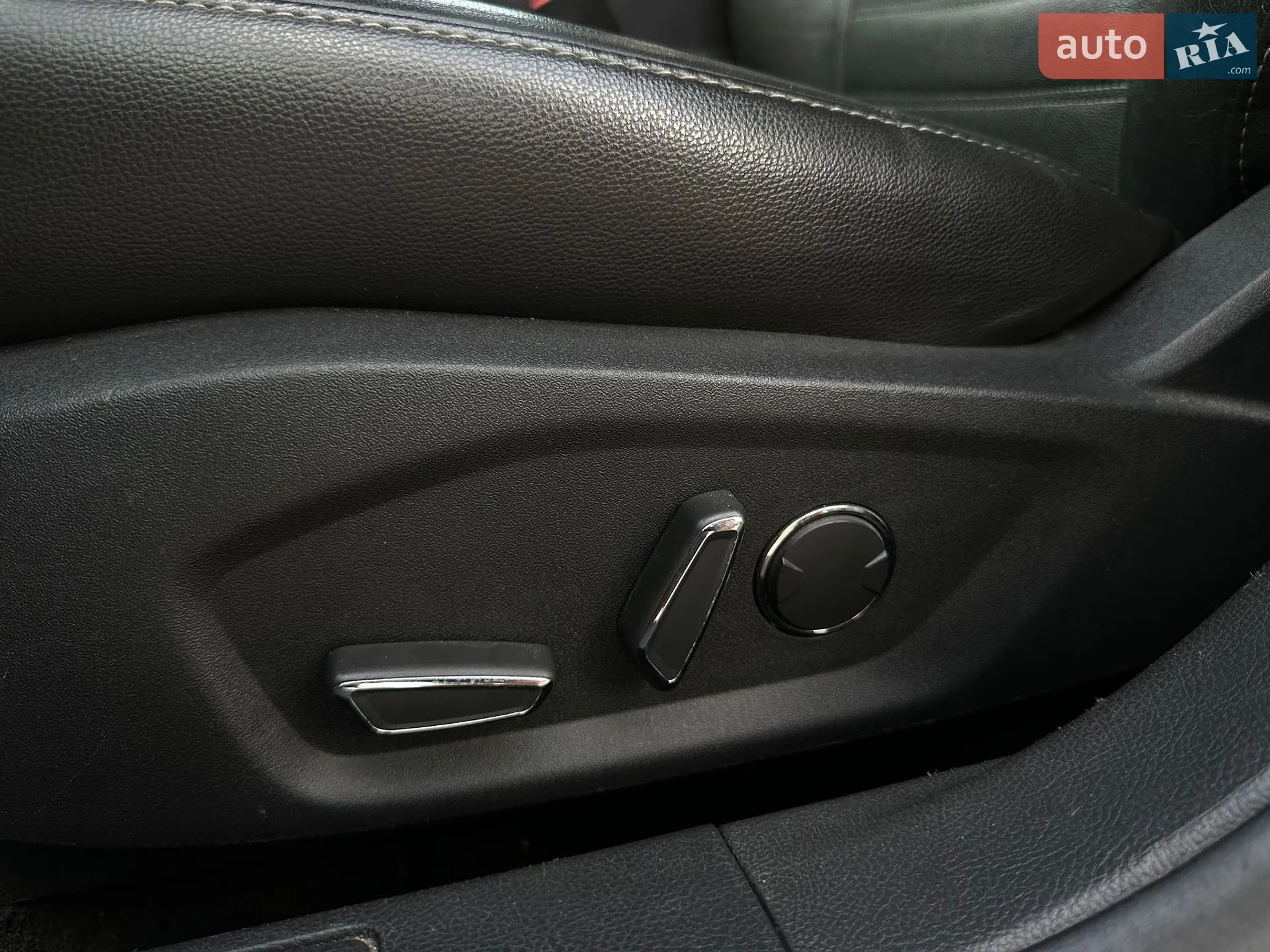 2016 Ford Fusion - мініатюра 45